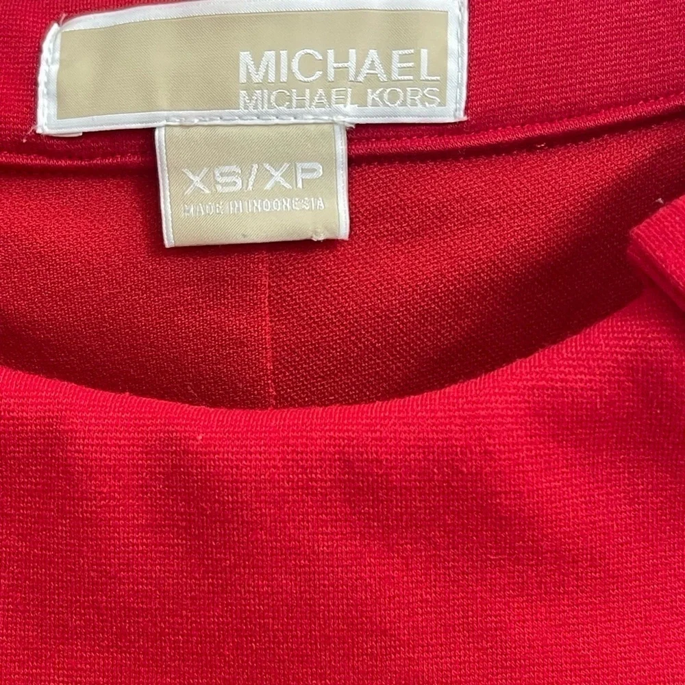 Michael Kors Red Short Sleeve Button Detail Dress - Size Women’s XS - Picture 3 of 8